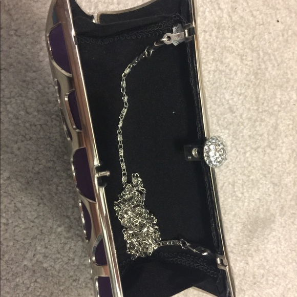 Clutch / Purse - Picture 6 of 7